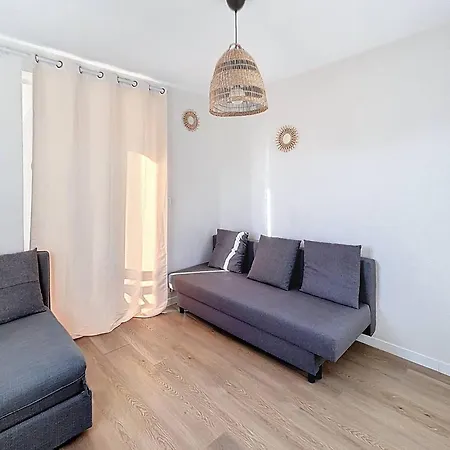 Renove 5 Pers. Avec Parking, A 100m Plage, Centre Merville-franceville, Expo Sud - Fr-1-465-71 Apartment *